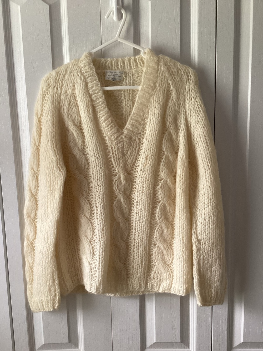 Vintage Wool/Mohait Italian Made Cable Sweater Cream Sz M (38 EU) - IEC